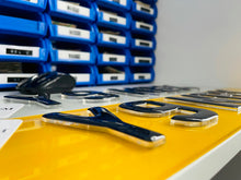 Load image into Gallery viewer, 4D 3MM CRYSTAL GEL PLATES