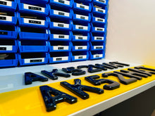 Load image into Gallery viewer, 4D/5D 5MM GLOSS BLACK GEL PLATES